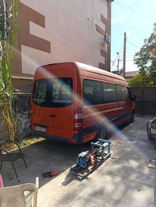 Microbuz Mercedes Benz Sprinter 311cdi