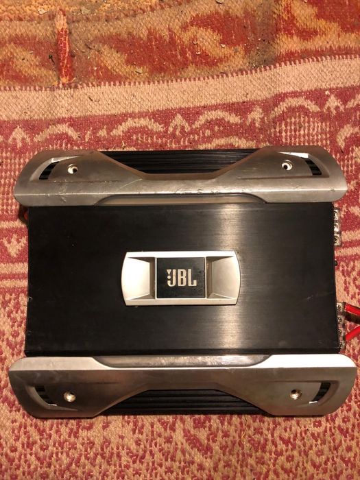 Amplificator JBL 2x 250w+ subwoofer 1000 w
