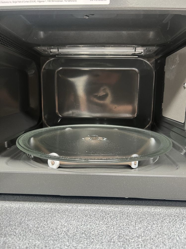 Микровълнова с грил LG MH6565CPB , 25L