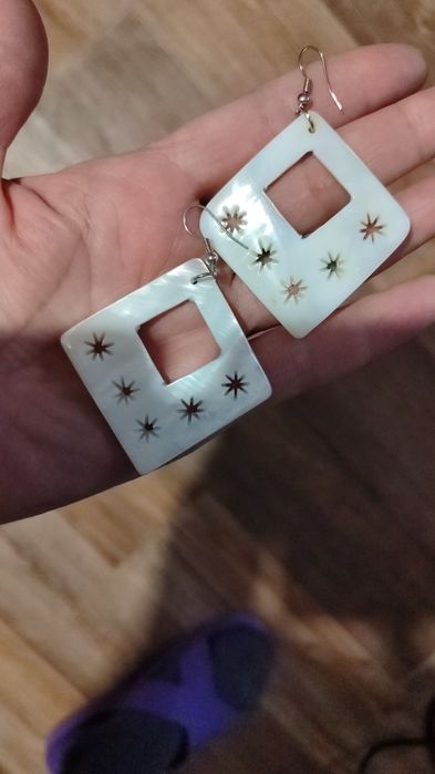 сердечко  с красными стразиками