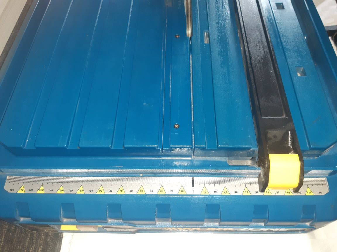 Mașina electrica tăiat faianta