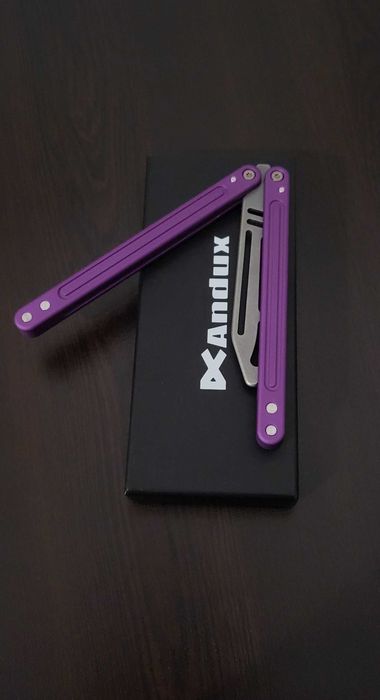 Професионален Butterfly knife / тренировъчен нож пеперуда