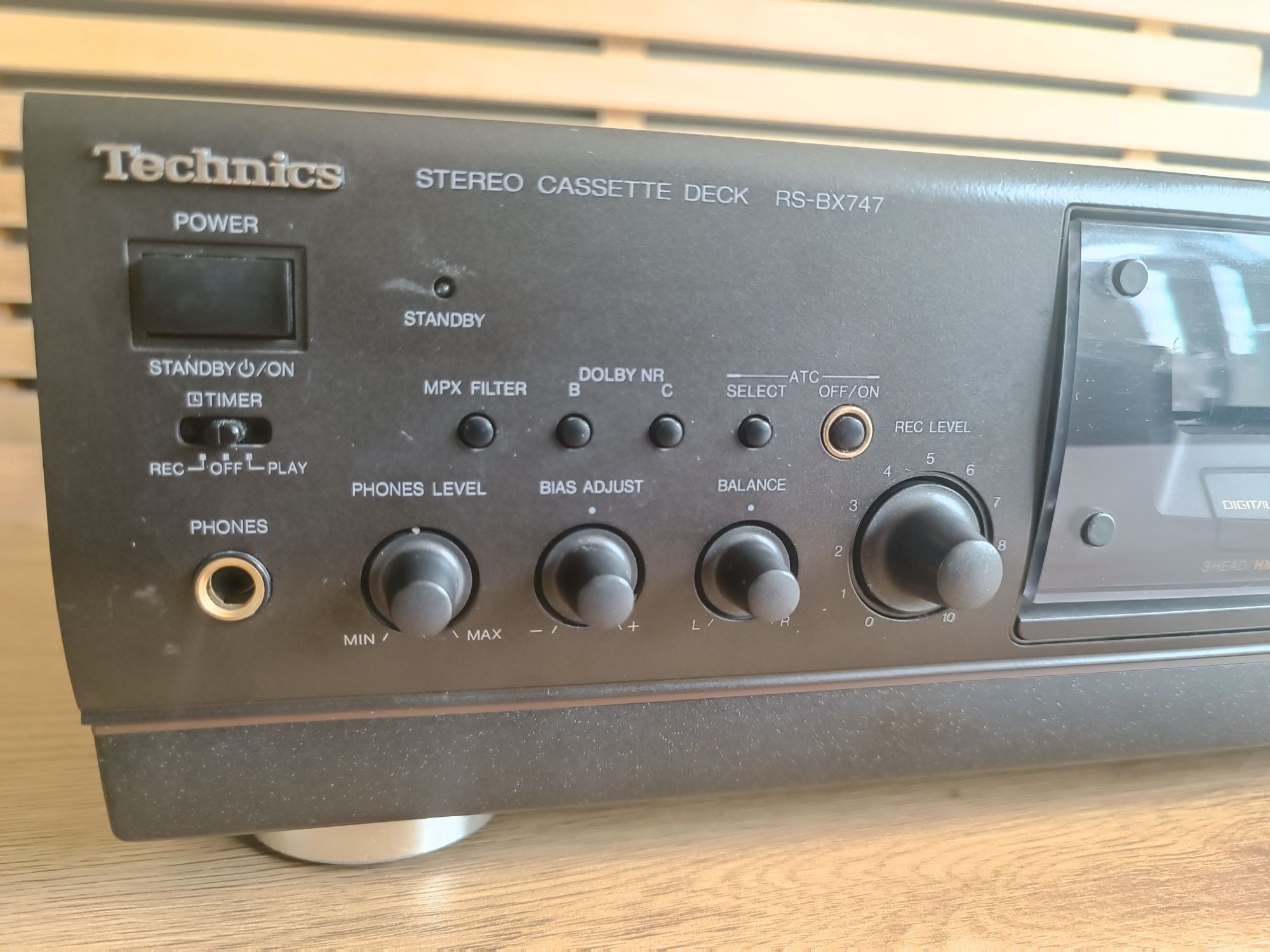 Касетен дек Technics RS-BX747
