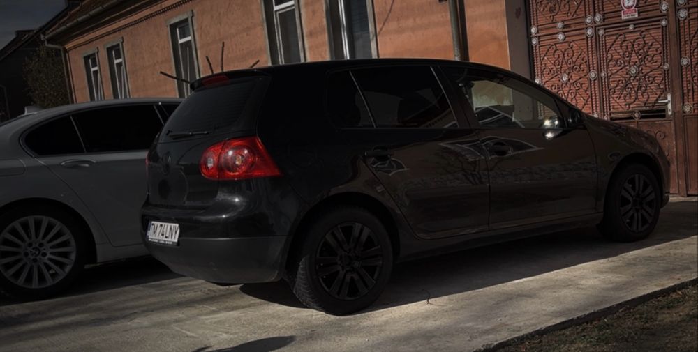 Vand Golf5 hatchback 2003
