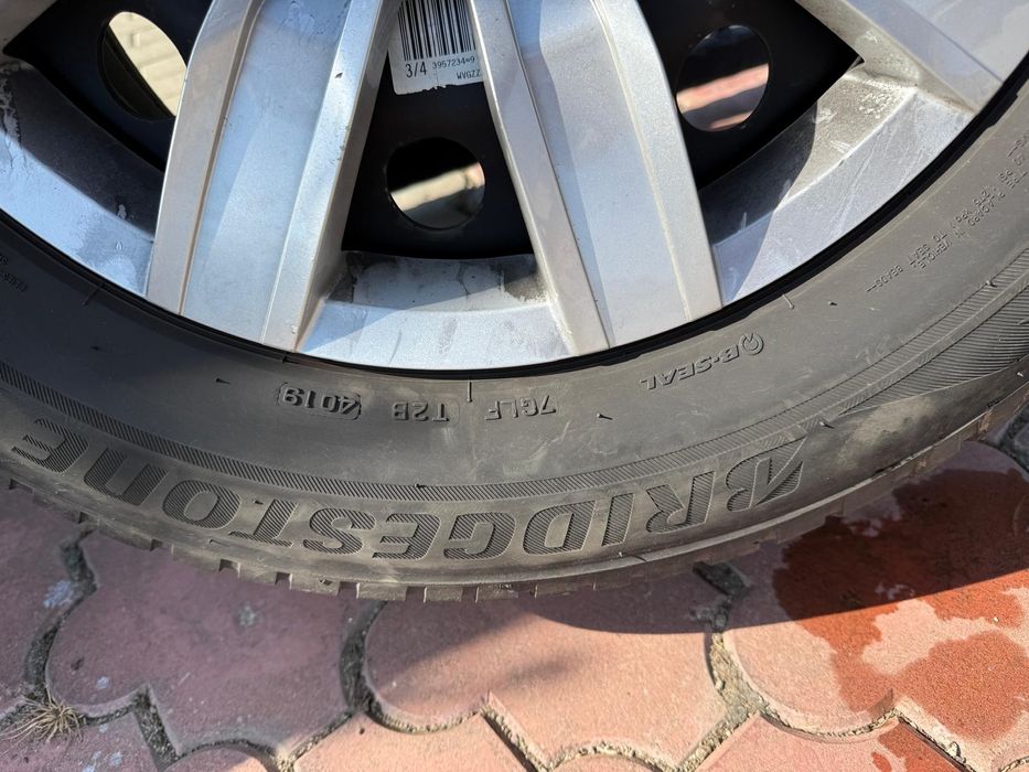 Roti complete iarna + capac 17" VW Tiguan