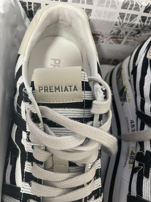 Adidasi dama noi Premiata