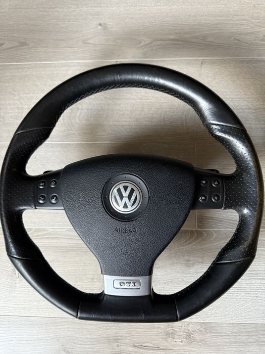 Волан VW Golf 5 GTI Голф 5 ГТИ