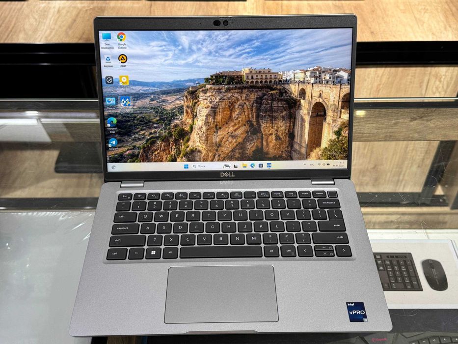 DELL Latitude 5430 Core i5-1245U vPRO ram 8 ssd 256