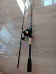 Vând kit B-cast spinning+accesorii+un cadou