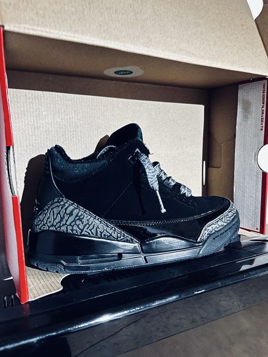 Vand jordan 3 black cat noi primiti purtati odata