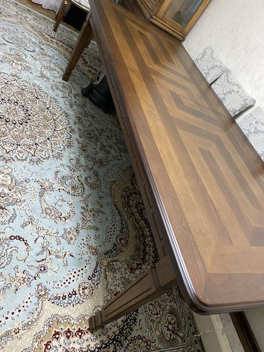 Б/у Стол со стульями.