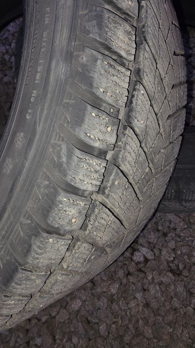 Продаются шины б/у зимние 275/55-20