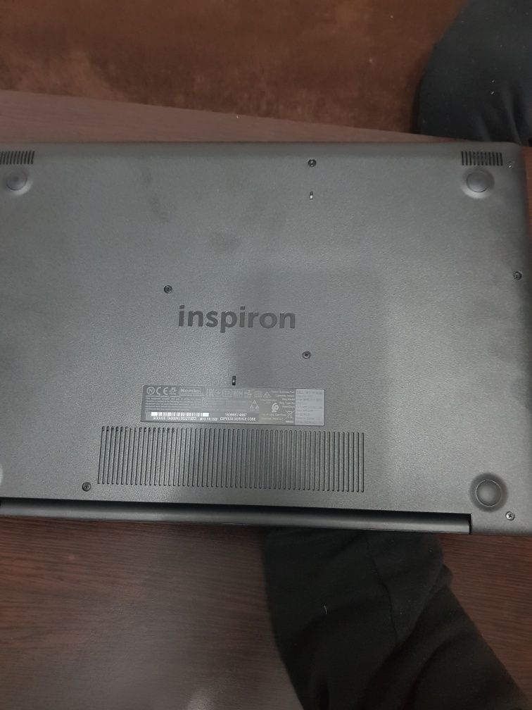 Laptop Dell Inspiron 3593 (NOU)