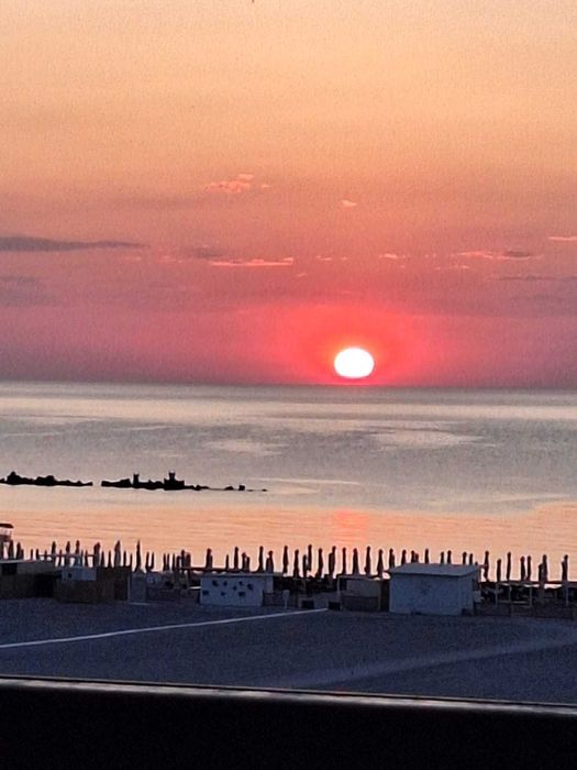Ocazie! Ap.2 camere, mobilat,utilat Mamaia (reper HOTEL IAKI)