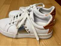 sneakersi Guess, marime 37