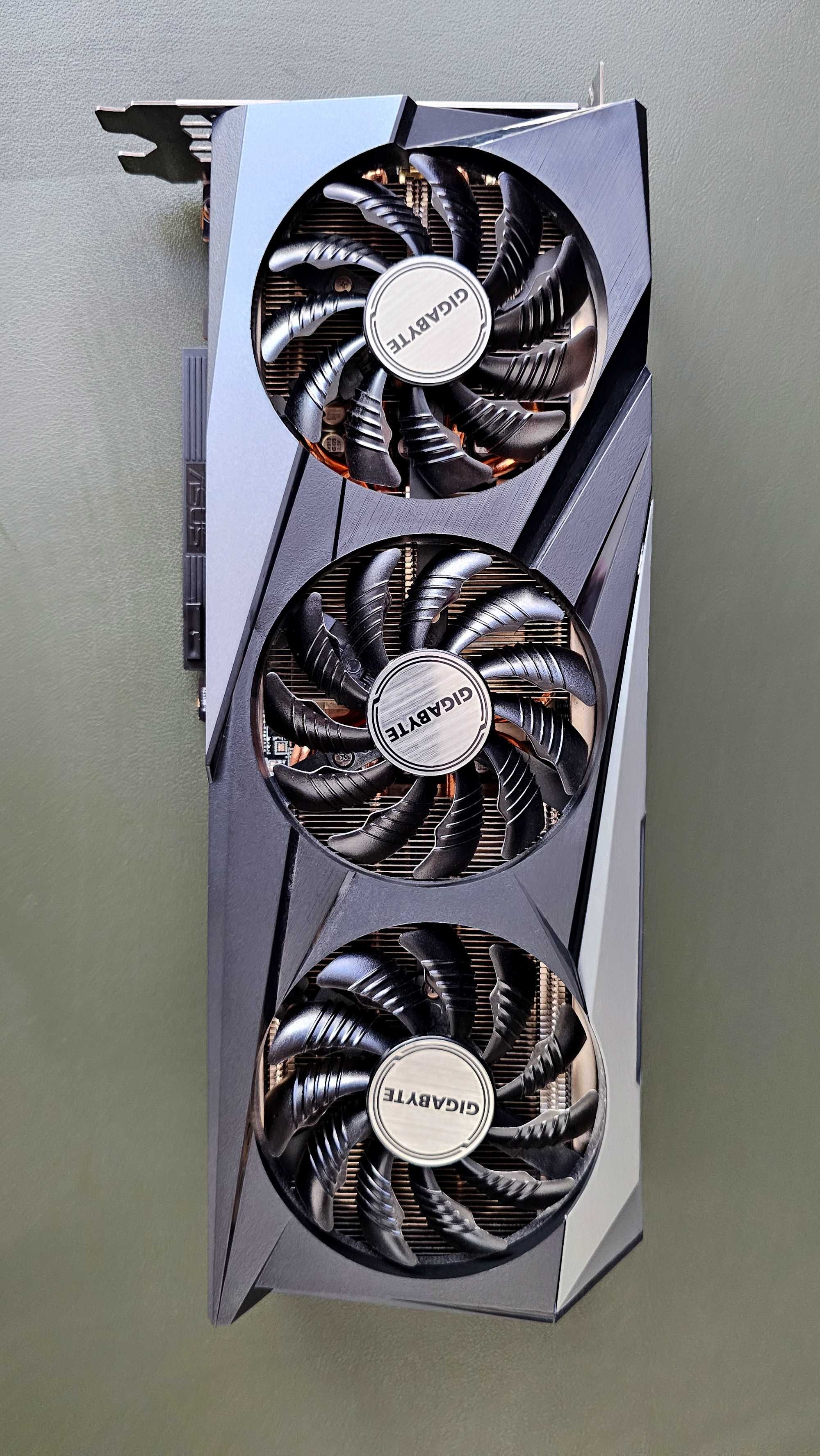 Placa video AMD GIGABYTE RX 6750 XT GAMING OC 12GB GDDR6 1‎92-bit