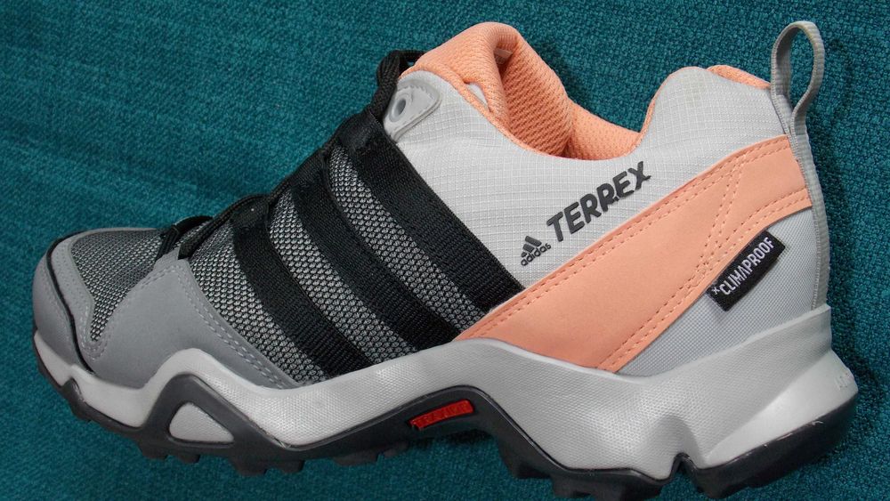 adidasi Terrex 38 2/3 incaltaminte drumetie,munte,trekking,alergare