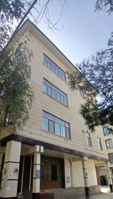 Ko' qavatli Uy sotiladi