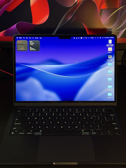 Macbook Air 13’ M2 8GB 256 Midnight Blue (Като Нов)