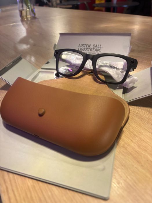 Ray-Ban Meta RW4006 Wayfarer Transitions ochelari inteligenți camerǎ