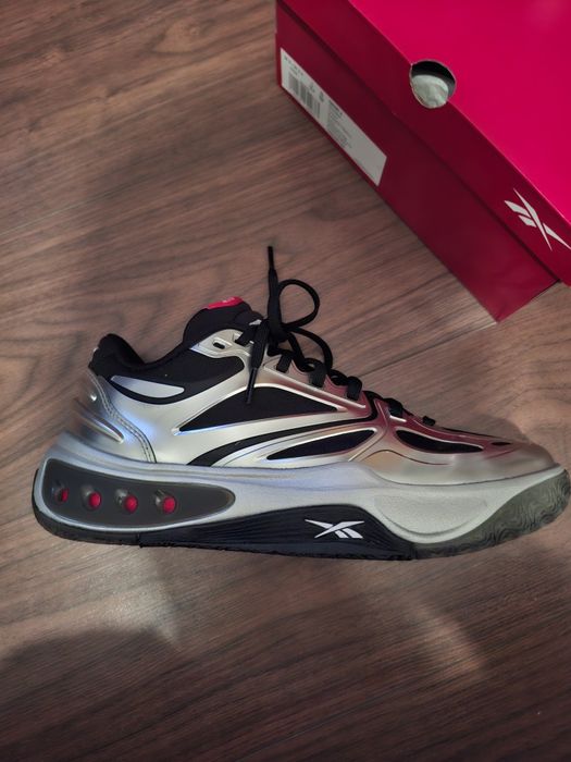 Reebok Engine A purtate o singura data