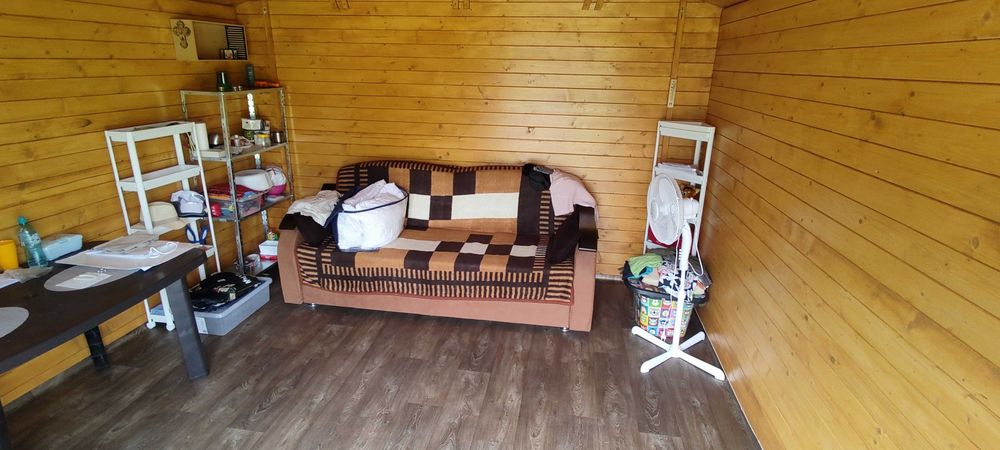 Teren intravilan 1200mp+casuta de gradina si anexe Cascioarele, Ulmi
