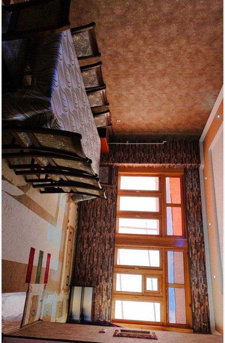 9 хонали ховли сотилади