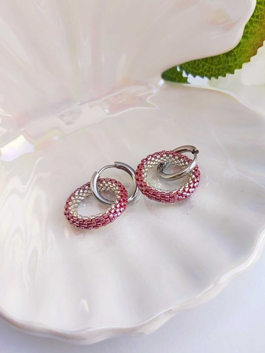 Ръчно изработени обеци халки с висулка от Японски мъниста, Стомана