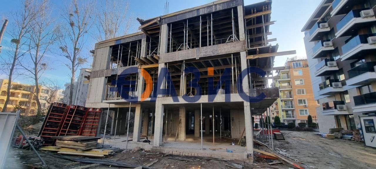 Апартамент с 1 спалня в жилищна сграда в строеж, Слънчев Бряг,