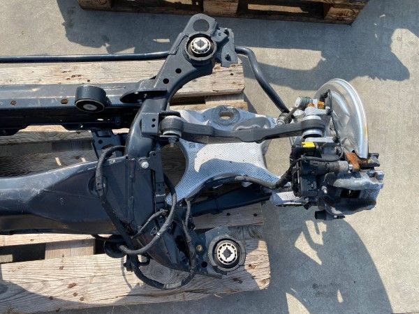 Punte spate completa 4X4 VOLVO V90 2017+ 31360861