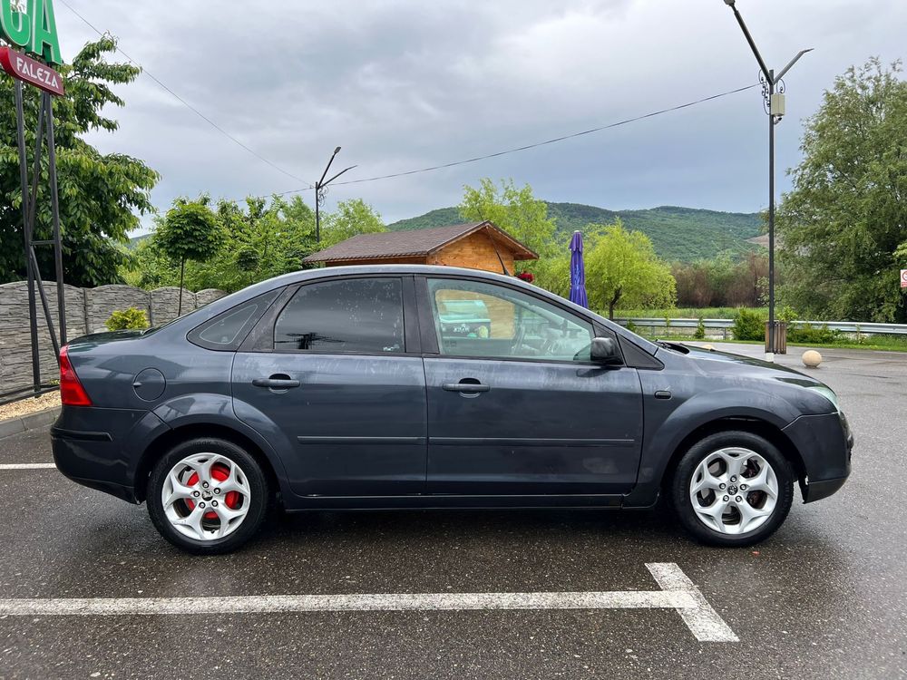 Ford Focus 2 Berlina 2007