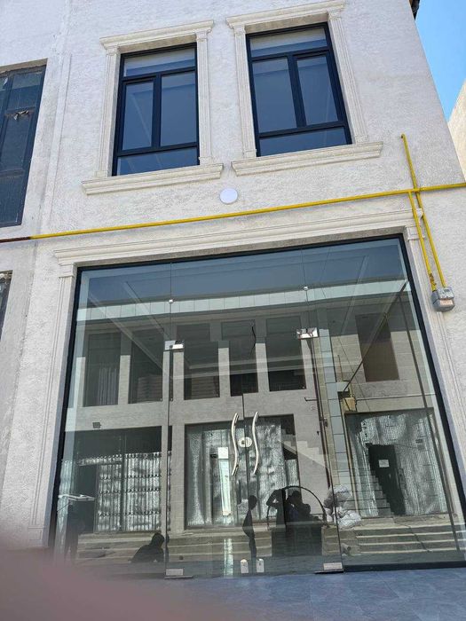 Икки каватли дукон сотилади