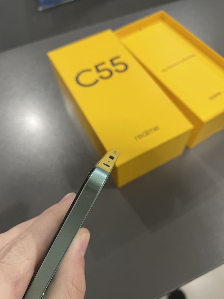 Realme C55, год использования