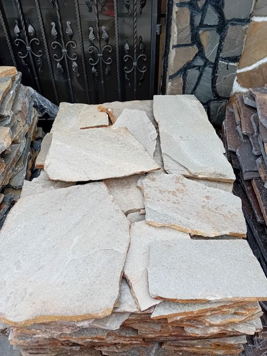 Piatra de munte naturala