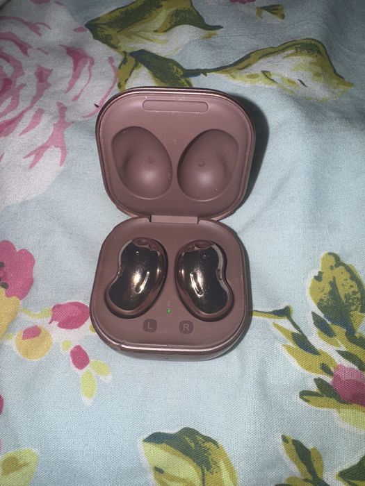 Casti Samsung ear buds live