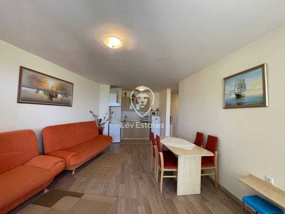 Продава се Двустаен апартамент в Бургас, Сарафово - 80 кв.м за 999 €/кв.м - Снимка #1