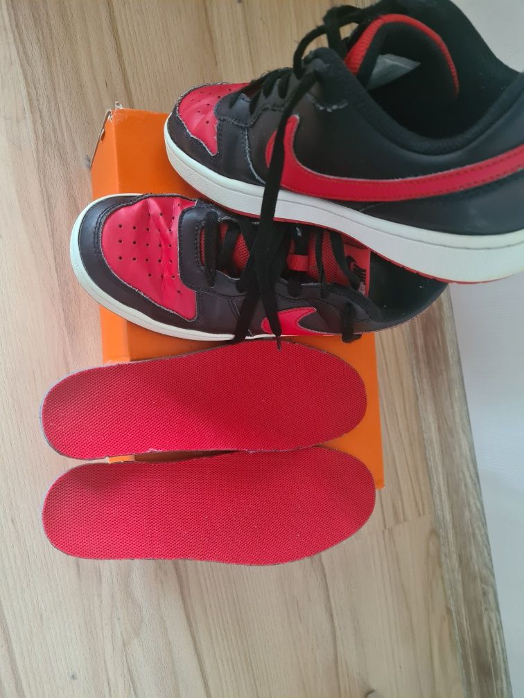 Nike Маратонки COURT BOROUGH LOW RECRAFT BG размер 38.5