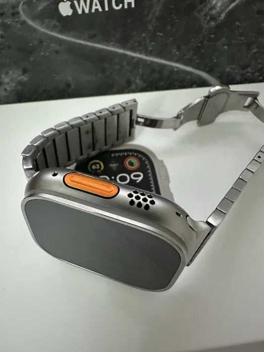 Apple Watch Ultra 2 - Титаниев корпус