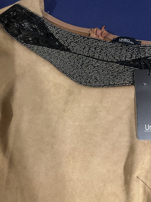 Празнична рокля Kendal+Kylie, Бежова рокля велур