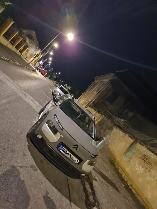 Vând citroen c4 cactus