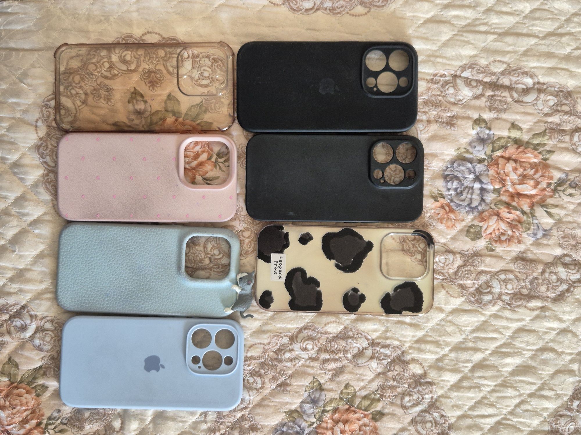 Чехлы на Iphone 14 pro