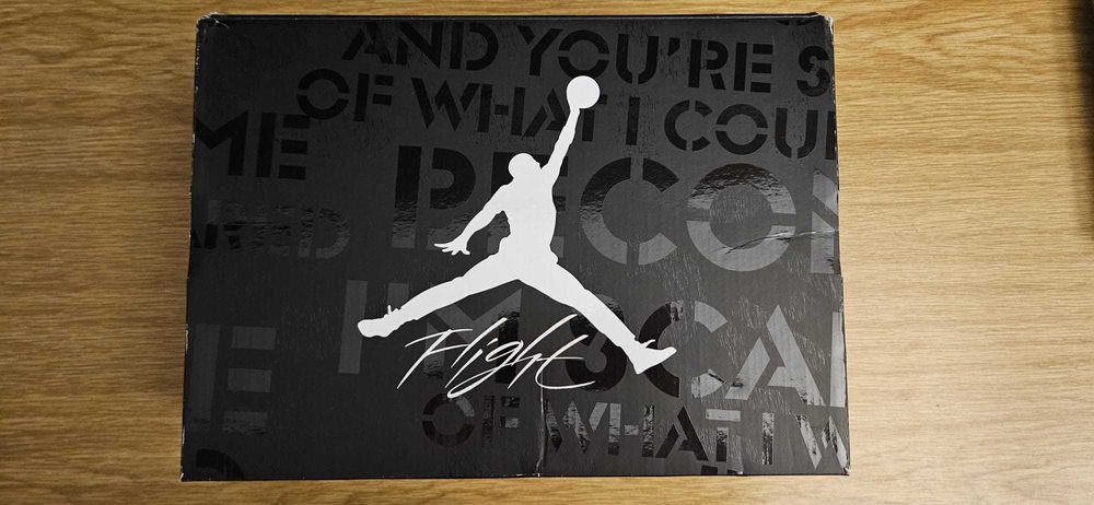 Jordan 4 Retro Fear 2024 originali