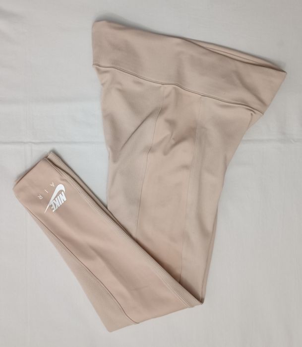 Nike AIR Sportswear Leggings оригинален клин S Найк спорт фитнес