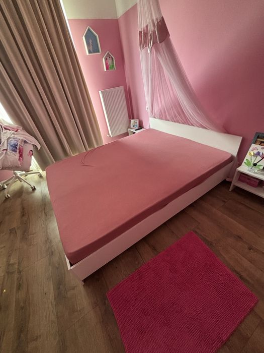 Pat dormitor alb cu tot cu saltea