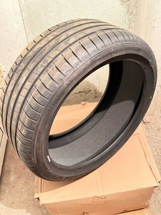 Гуми Bridgestone Turanza T005 285/35/22 106 Y-нови, 2бр.