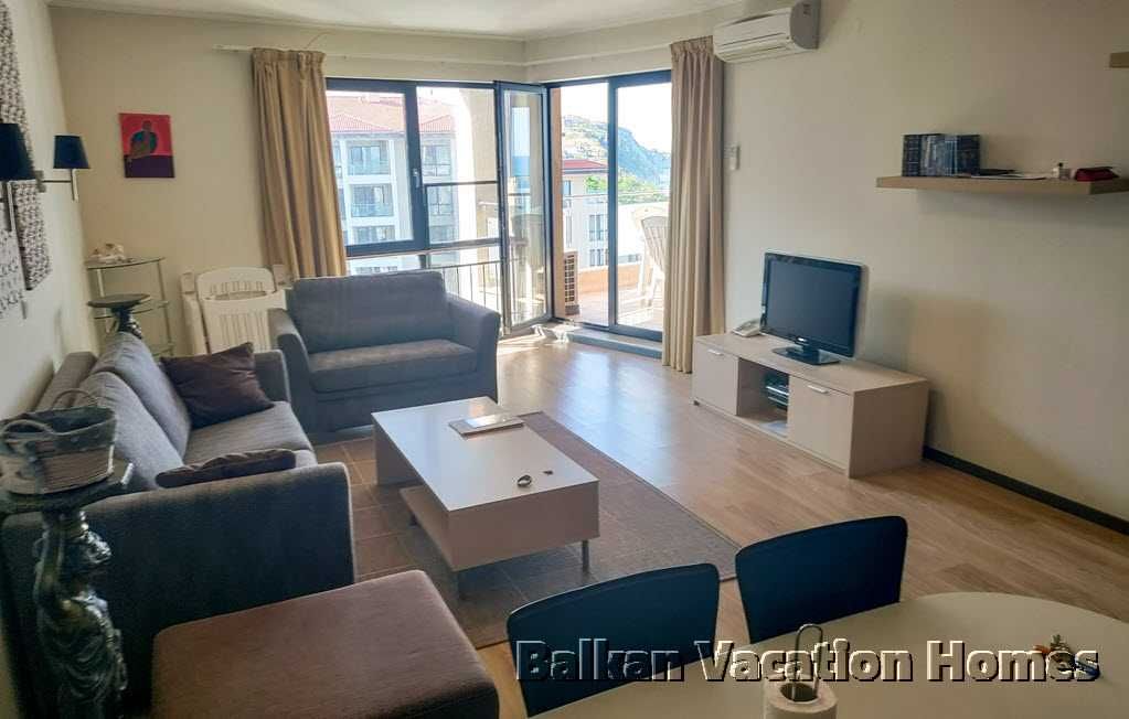 Продава се Двустаен апартамент в Бяла - 80 кв.м за 869 €/кв.м - Снимка #3
