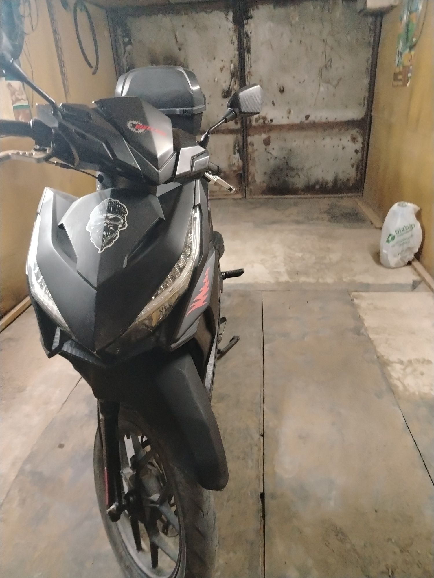 Продам скутер Click