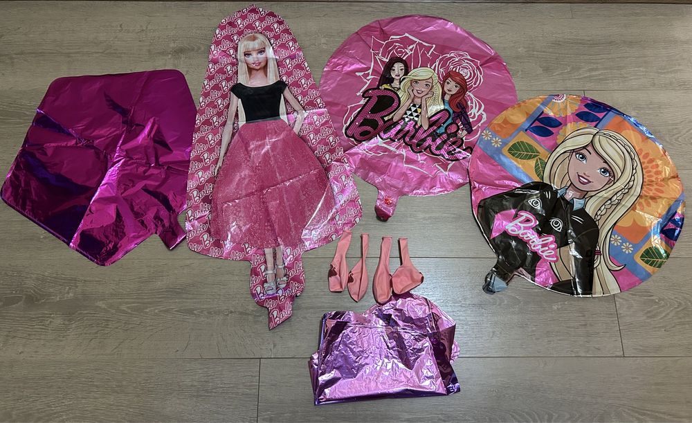 Seturi  BARBIE 6 modele + bonus baloane
