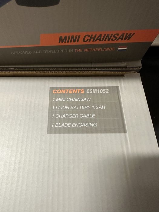 Ferm mini fierastrau electric 12 V