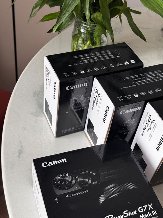 Продам Canon G7X mark 3